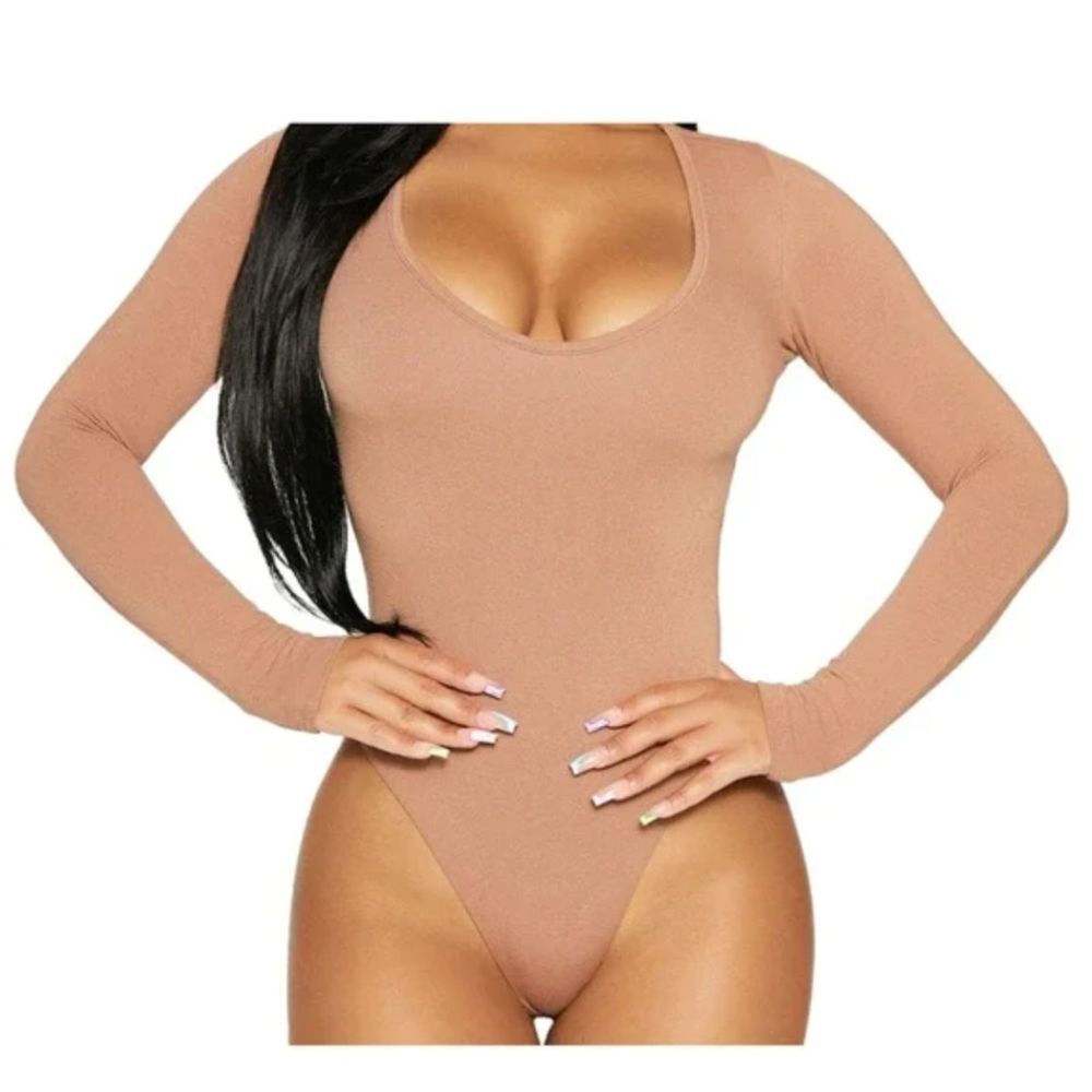 Naked Wardrobe The Nw Deep-v Long Sleeve‎ Bodysuit In Tan / Nude Size XL`